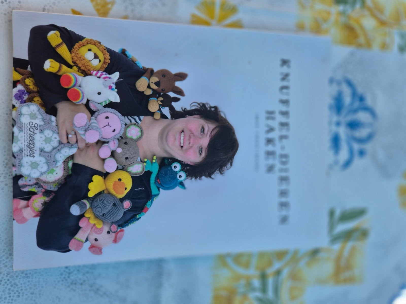 Knuffel-Dieren Haken - Boek met haakpatronen, Ophalen of Verzenden, Zo goed als nieuw, Geschikt voor kinderen, Onbekend