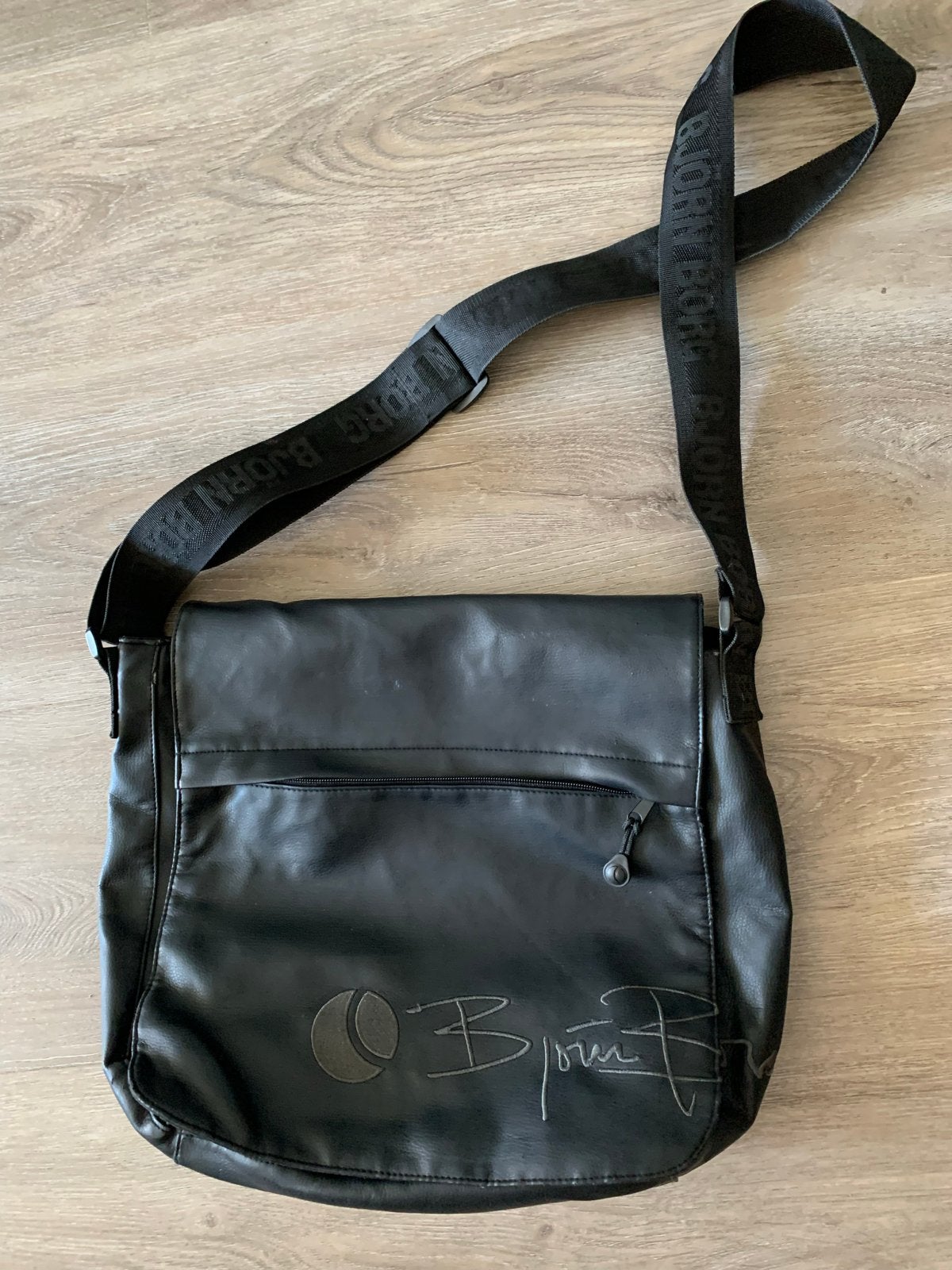 Nette zwarte Björn Borg schoudertas - Ideaal voor school/wer, Sieraden, Tassen en Uiterlijk, Ophalen of Verzenden, Zo goed als nieuw