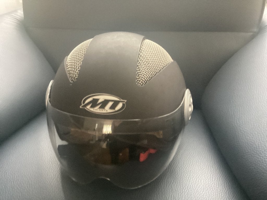Scooter helm, Fietsen en Brommers, Brommerhelmen, Ophalen, Zo goed als nieuw, Extra large of groter, MT-Helmets