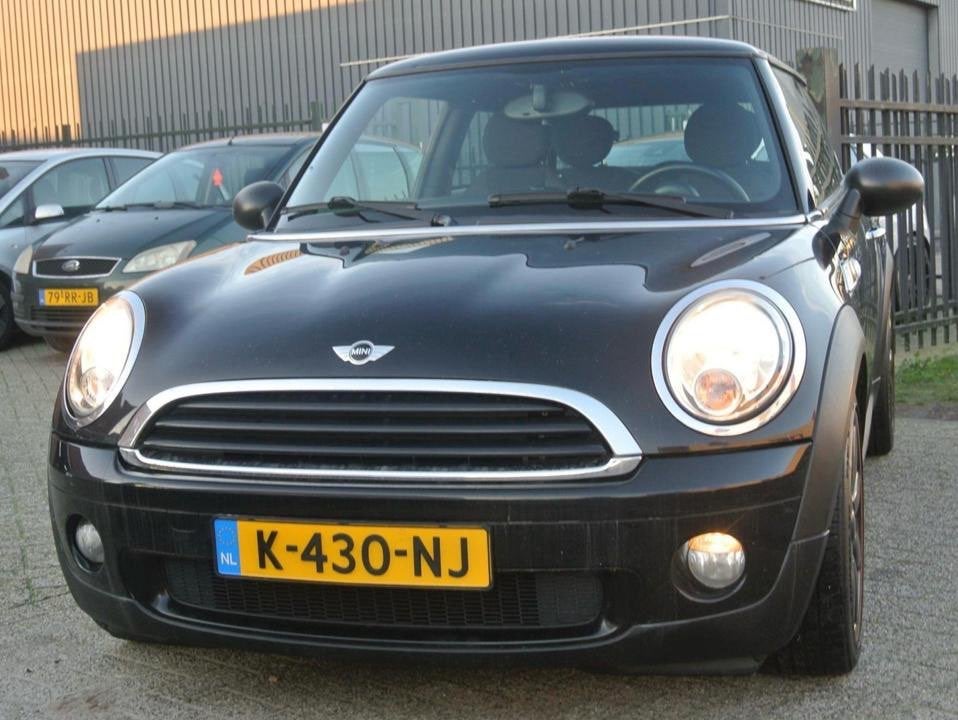 Mini (r56) 1.4 95pk 2009 Zwart, Auto's, Mini, Voorwielaandrijving, Stof, Zwart, 4 stoelen