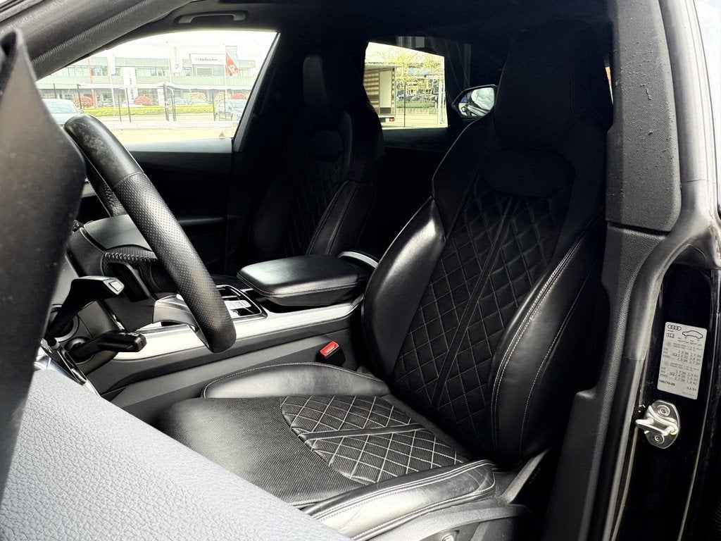 Audi SQ8 4.0 TDI SQ8 quattro | UNIEK | GRIJS KENTEKEN | 3500, Auto's, Gebruikt, Zwart, Bedrijf, Diesel