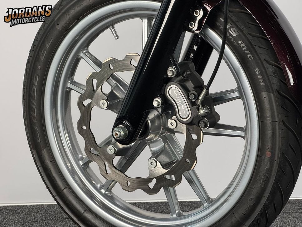 HARLEY-DAVIDSON STREET BOB FXDB 103 | CLUBSTYLE (bj 2014), 2 cilinders, HARLEY-DAVIDSON, Chopper, Bedrijf