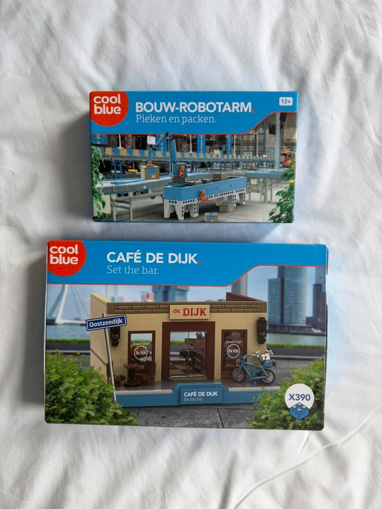 Coolblue lego/bouwsets Bouw-robotarm en Café De Dijk, Ophalen of Verzenden, Nieuw