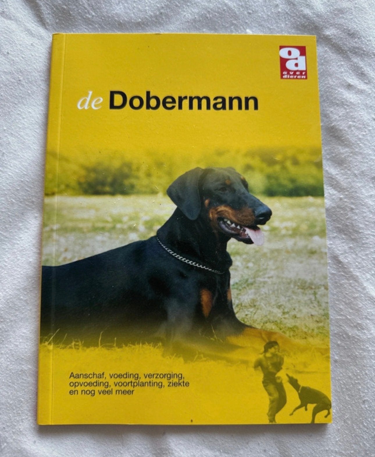 De Dobermann: Alles over aanschaf, verzorging en opvoeding, Boeken, Verzenden, Zo goed als nieuw, Honden