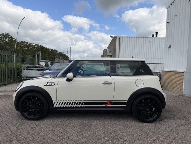 Mini 3-Deurs 1.6 Cooper AIRCO APK T/M 19-9-2027, Auto's, Mini, Voorwielaandrijving, Gebruikt, 4 cilinders, 4 stoelen