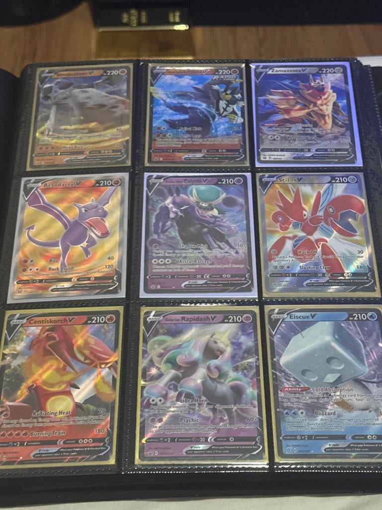 Pokémon Kaarten Collectie - V, VMAX, EX, GX, Ophalen of Verzenden, Zo goed als nieuw, Meerdere kaarten