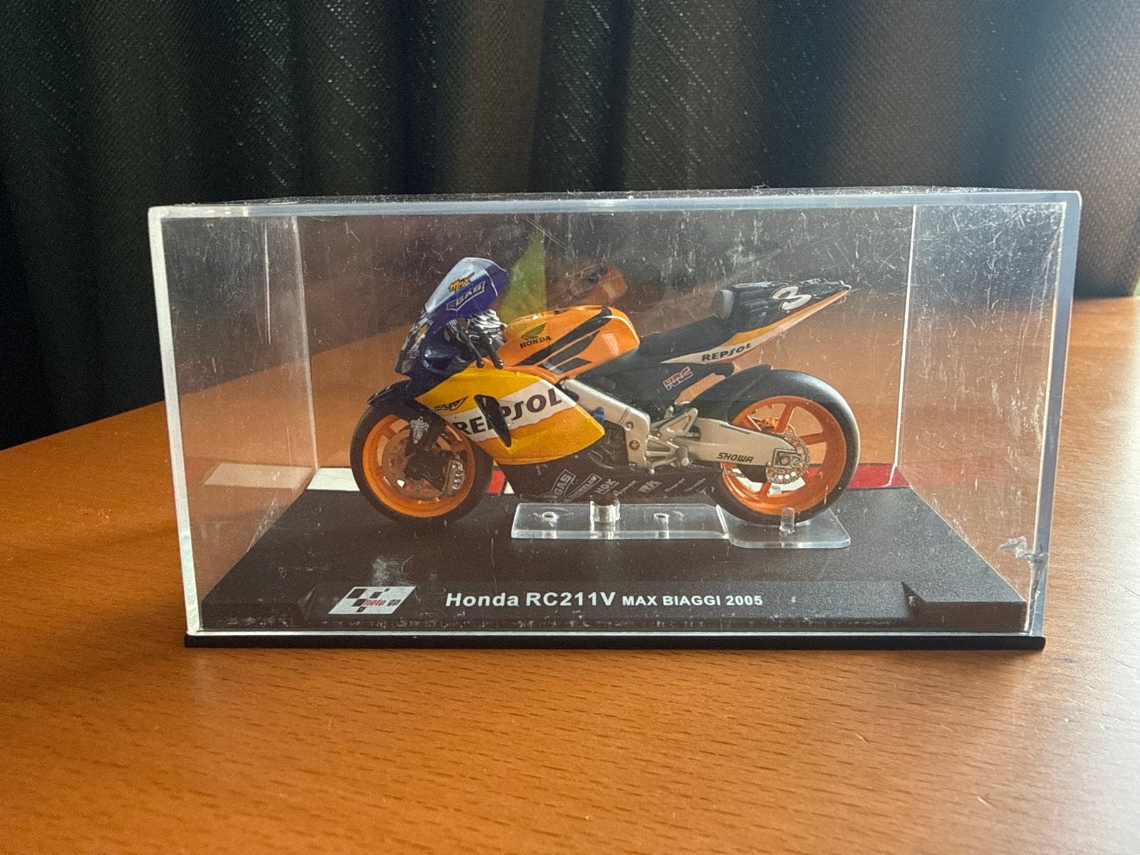 Honda RC211V Max Biaggi 2005 Schaalmodel 1:24, Ophalen of Verzenden, Gebruikt, Overige typen, Overige merken