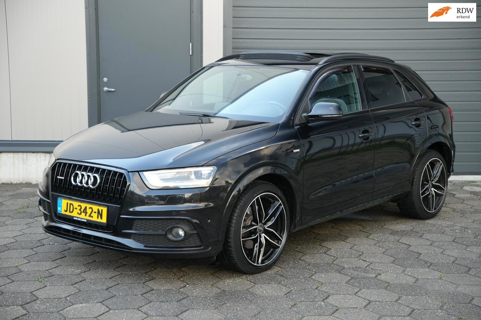 Audi Q3 2.0 TFSI Quattro Pro S-Line Panorama PDC Aut.