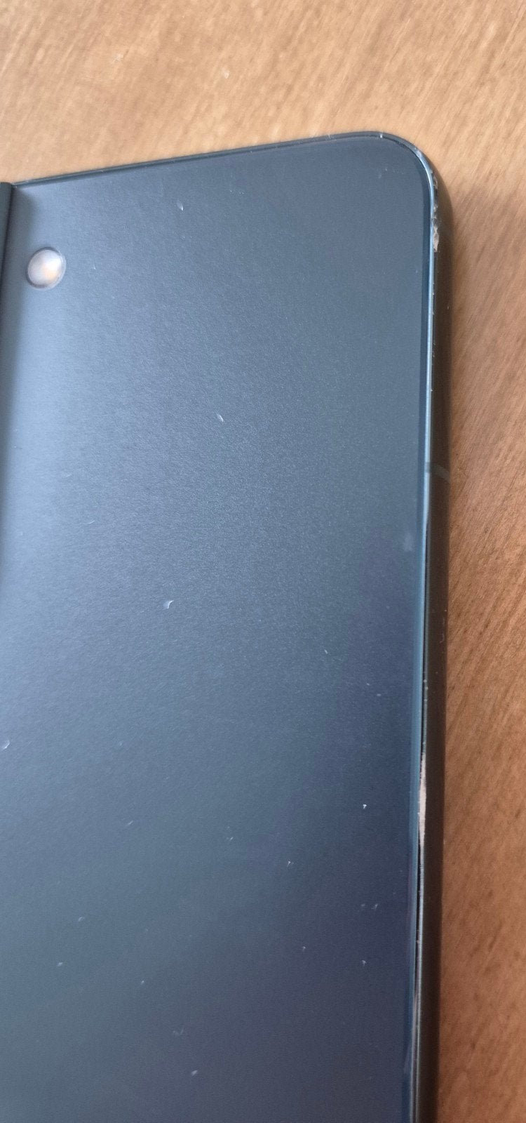 Foto 12 van Samsung Galaxy S22 128GB Zwart - Zo goed als nieuw