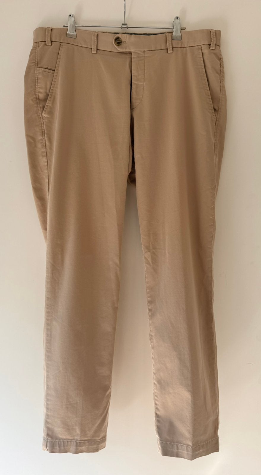HILTL broek mt 52 beige, Kleding | Heren, Broeken en Pantalons, Ophalen of Verzenden, Zo goed als nieuw, Maat 52/54 (L), Beige