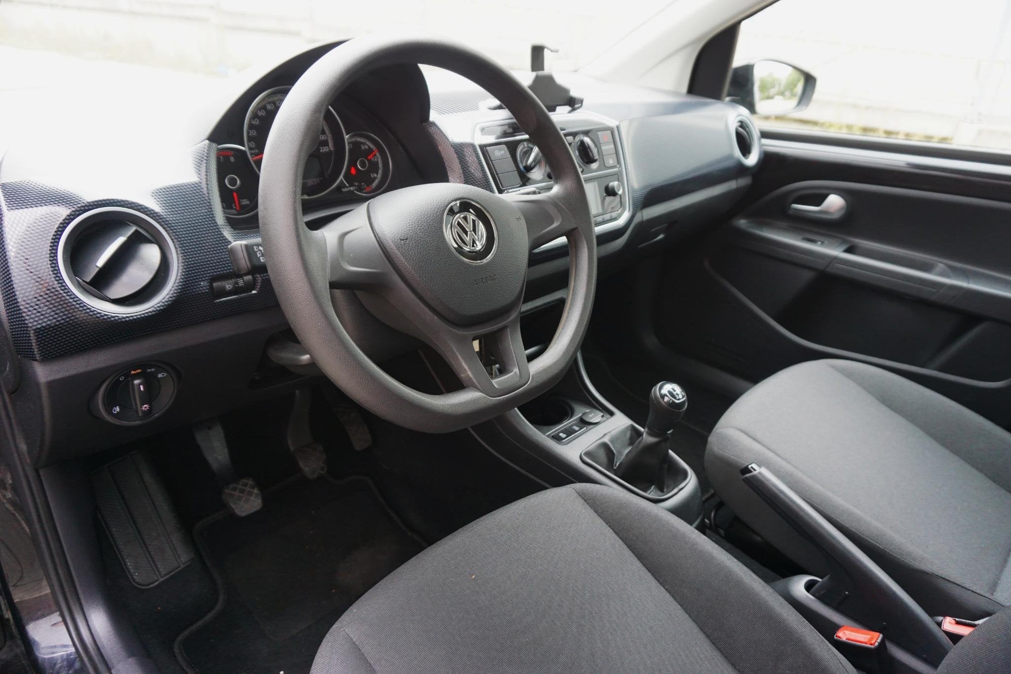 Volkswagen Up! 1.0 BMT move up!/ALL-SEASON/DAB/BLUETOOTH/2E, Auto's, Voorwielaandrijving, Stof, Gebruikt, Zwart