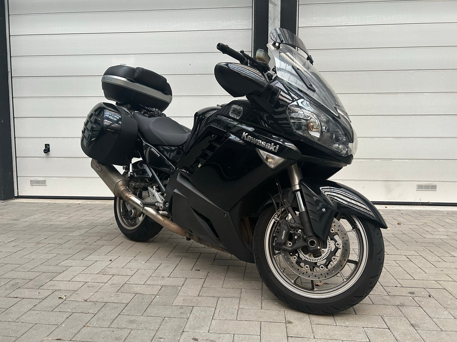 Kawasaki GTR 1400 uit 2009 - Krachtige Toermotor, Motoren, Motoren | Kawasaki, 4 cilinders, Motorrijbewijs A, Gebruikt, 1400 cc