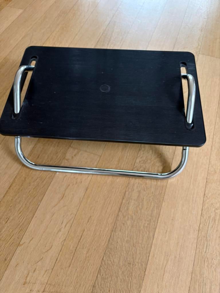 Verstelbaar voetenbankje ikea, Ophalen of Verzenden, Zo goed als nieuw