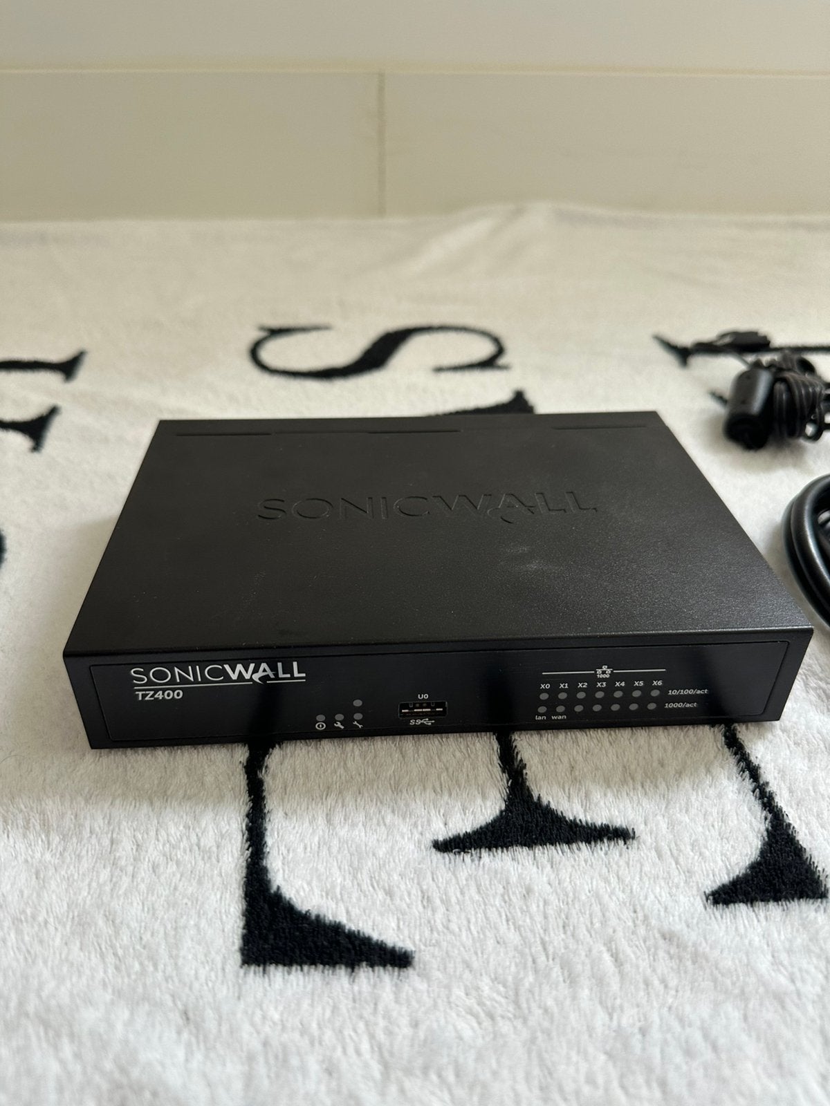 Sonicwall TZ400 | Router/Firewall, Computers en Software, Routers en Modems, Verzenden, Zo goed als nieuw, Router, SonicWall
