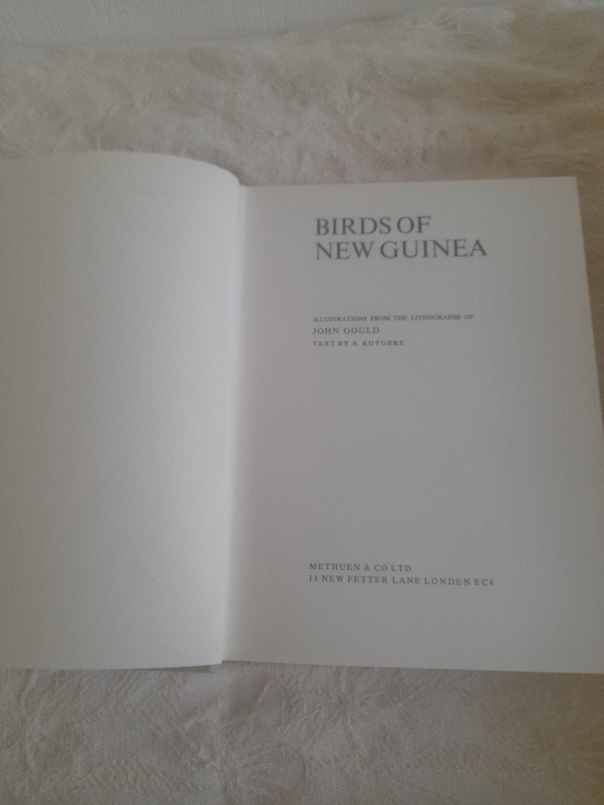 Birds of New Guinea - John Gould, A. Rutgers, Boeken, Ophalen of Verzenden, Gelezen, Vogels, John Gould, A. Rutgers
