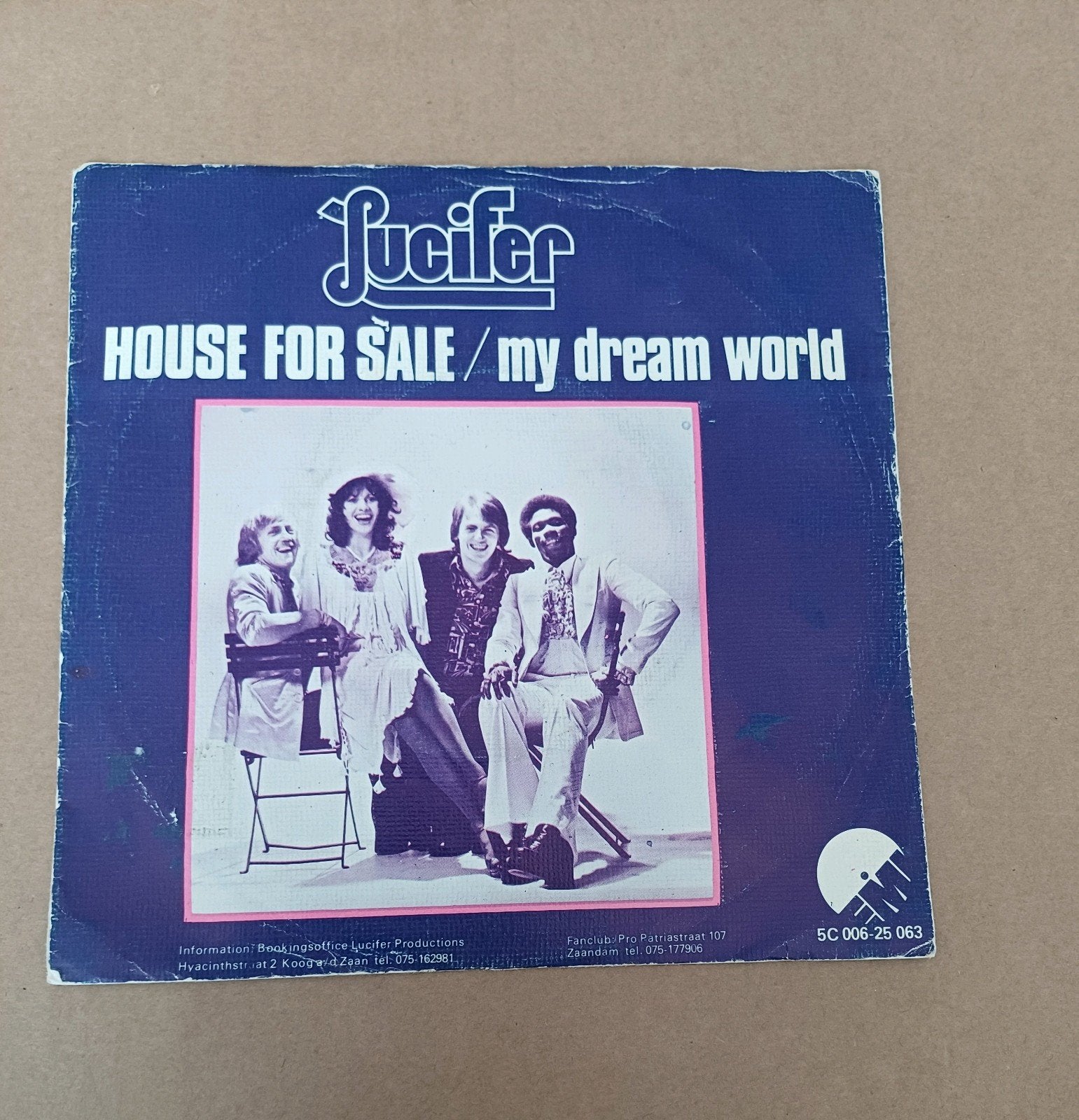 Lucifer - House For Sale, Cd's en Dvd's, Vinyl Singles, Beschermende buitenhoes, Ophalen of Verzenden, Gebruikt, Pop