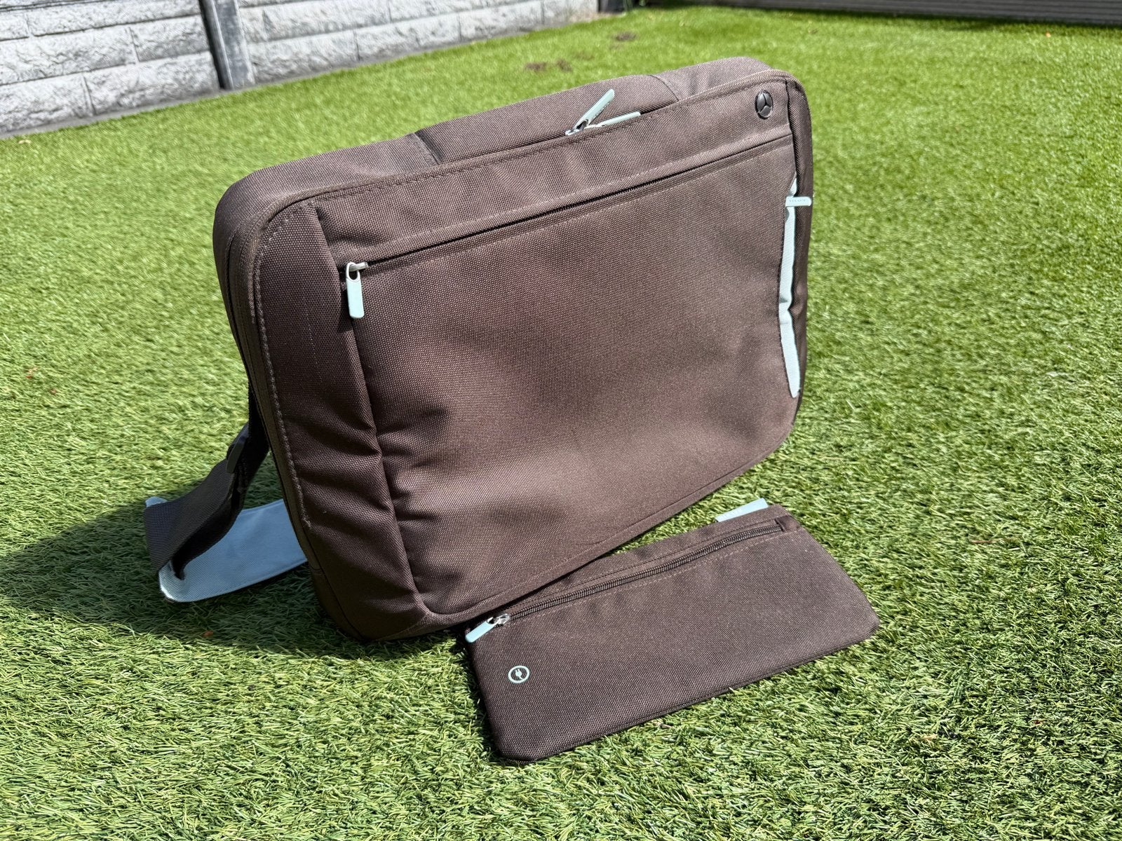 Belkin Laptop-/Reistas met Kabelvak en Schouderriem, Gebruikt, 17 inch of meer, Ophalen of Verzenden, Gevoerd laptopvak
