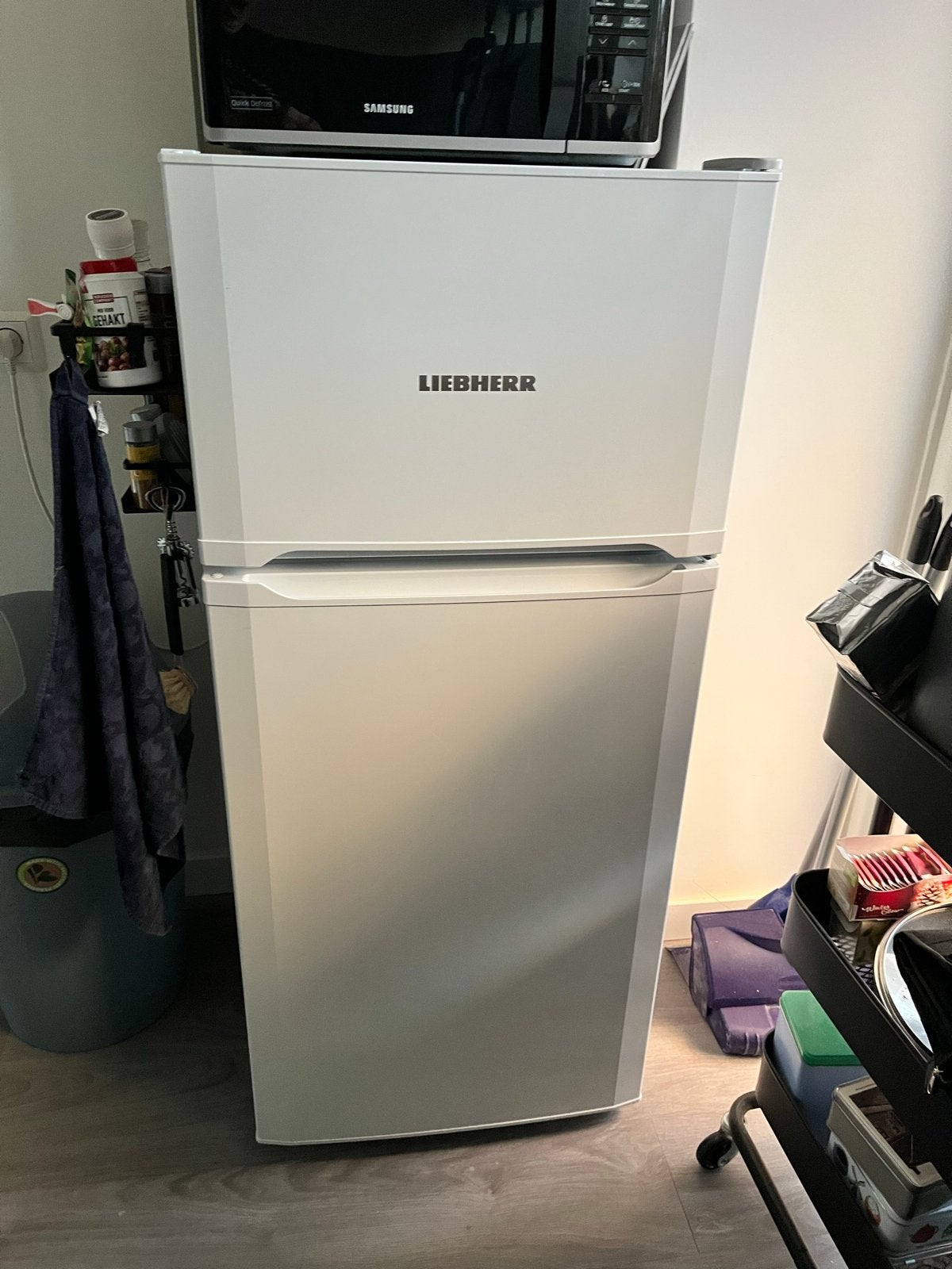 Liebherr koelkast met vriesvak - Zo goed als nieuw, Witgoed en Apparatuur, Ophalen, 120 tot 140 cm, 100 tot 150 liter, Zo goed als nieuw