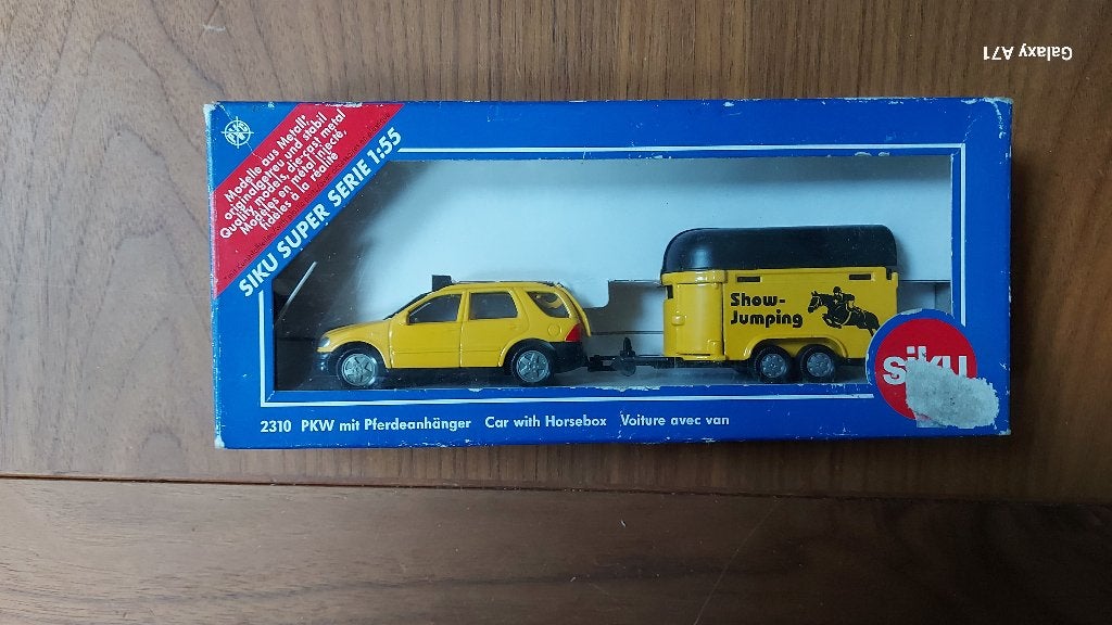Siku 2310 Auto met paardeaanhanger - show jumping, Ophalen of Verzenden, Zo goed als nieuw, Auto, SIKU