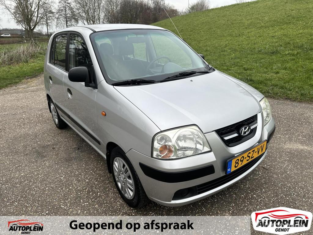 Hyundai Atos 1.1i Active Young 52.472 km!, Voorwielaandrijving, 31 €/maand, 4 cilinders, Origineel Nederlands
