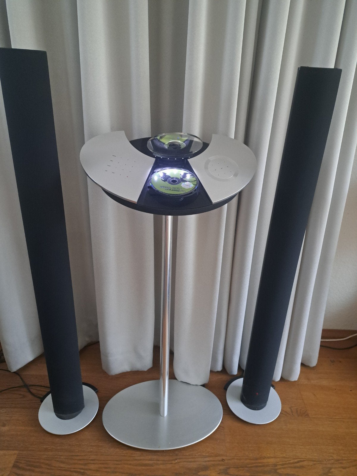 Bang & Olufsen Beocenter 2 ²met BeoLab 6000 speakers, Ophalen, Losse componenten, Zo goed als nieuw, Bang & Olufsen