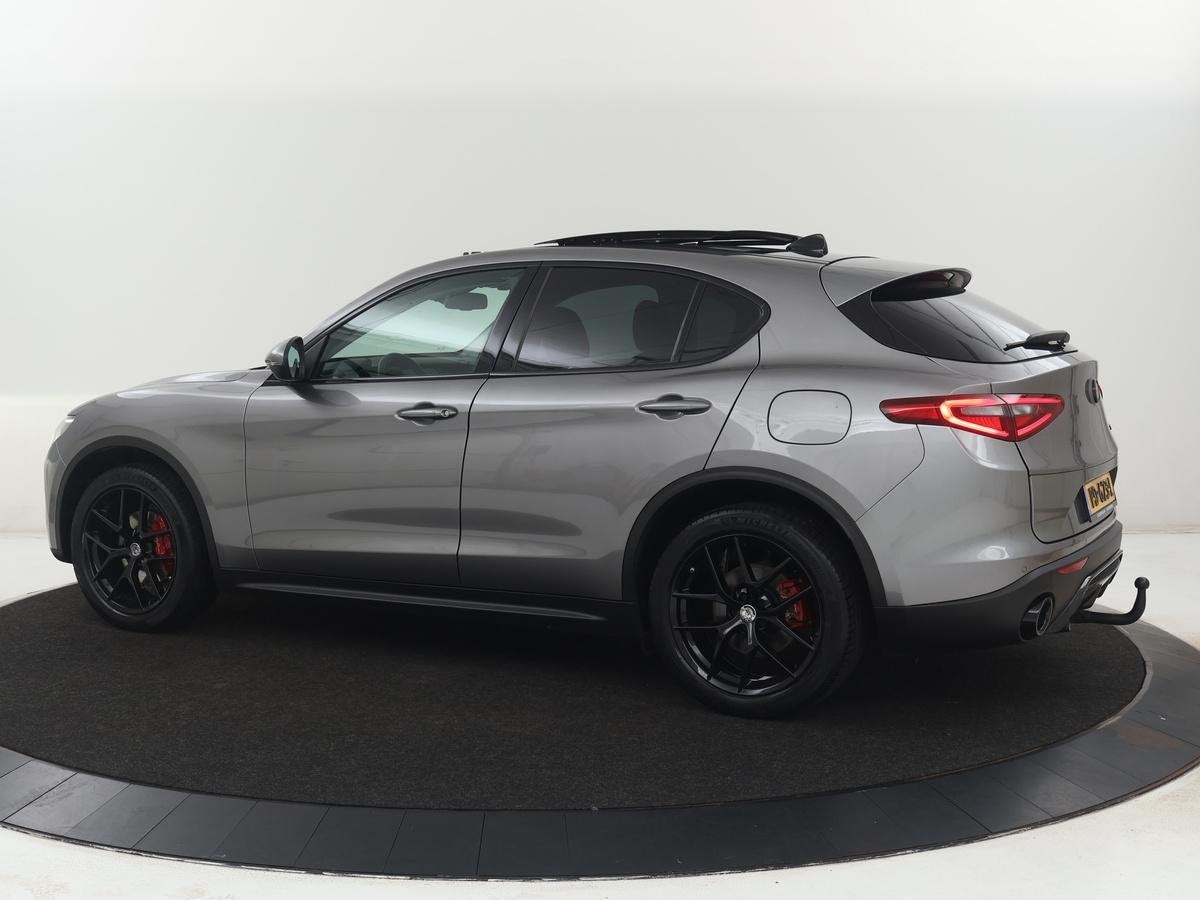 Alfa Romeo Stelvio 2.0 T AWD First Edition | Panoramadak | A, Auto's, Alfa Romeo, Automaat, Euro 6, 4 cilinders, Bedrijf