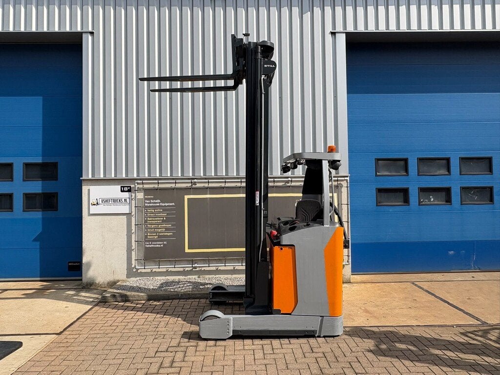 VS-23040 Reachtruck FMX-14 / 9200mm