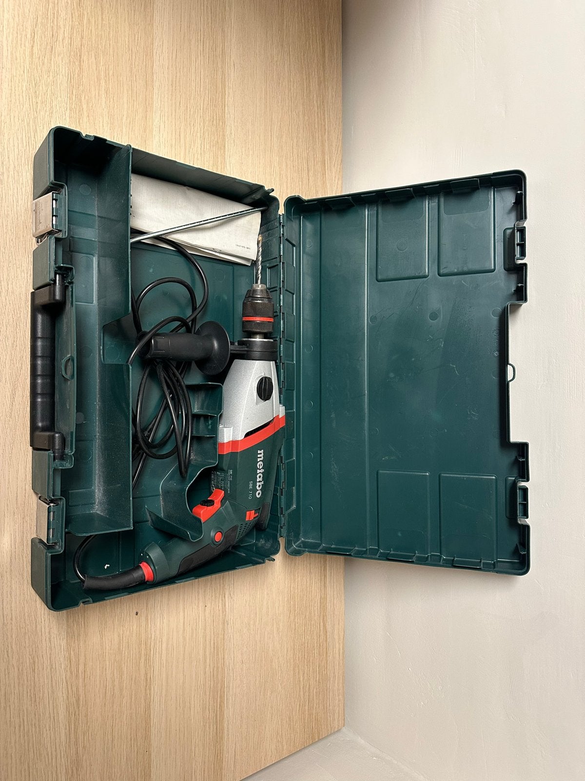 Metabo SBE 710 Klopboormachine in Koffer - 710W, Klopboormechanisme, Ophalen, Boormachine, Gebruikt