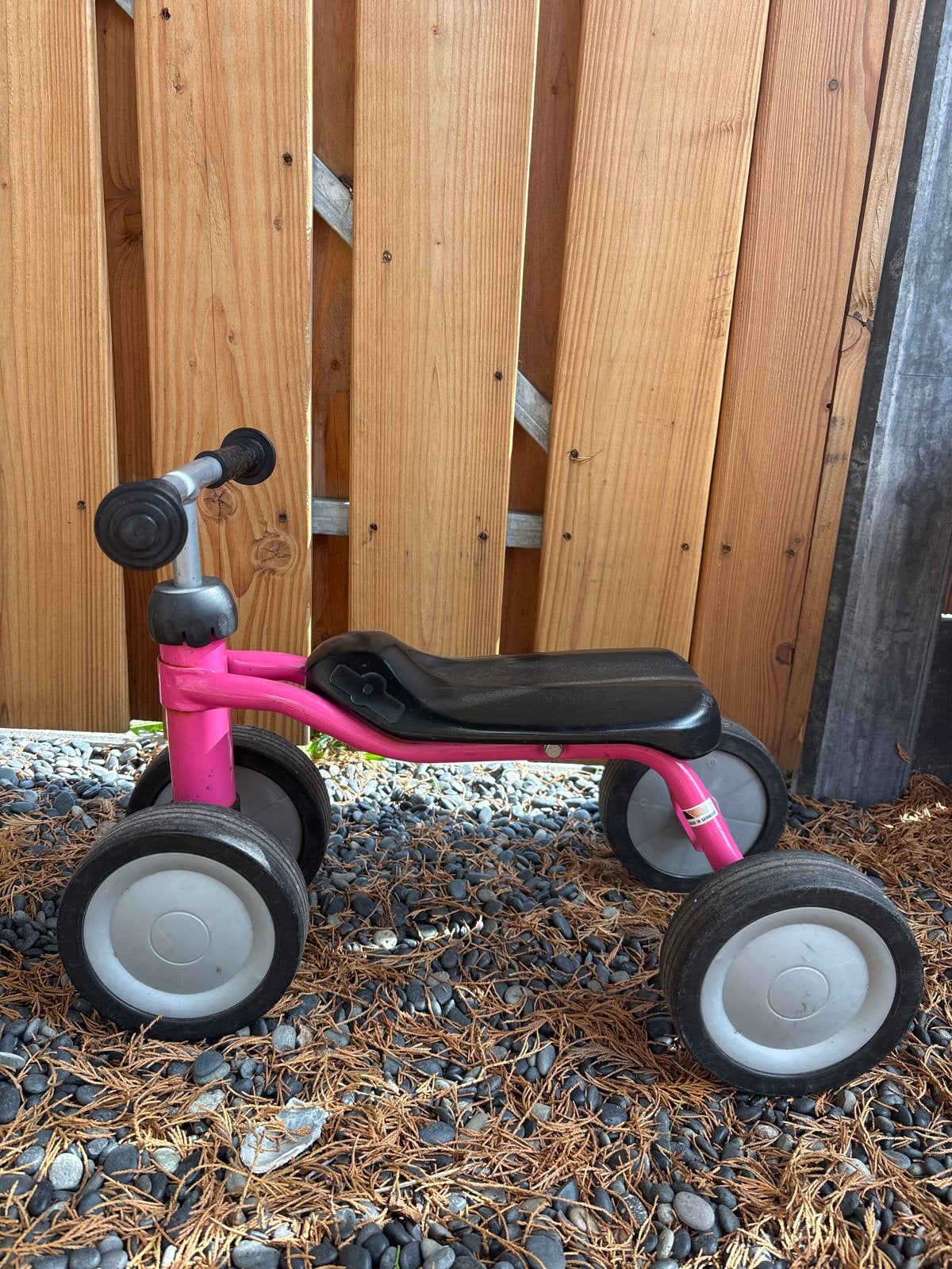 Puky Pukylino loopfiets roze voor kindjes van 1-2 jaar, Ophalen of Verzenden, Gebruikt, Loopfiets