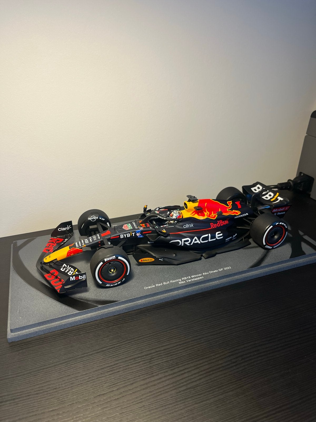 Spark 1:18 Red Bull Racing RB18 Max Verstappen, Ophalen of Verzenden, Zo goed als nieuw, Auto, Overige merken