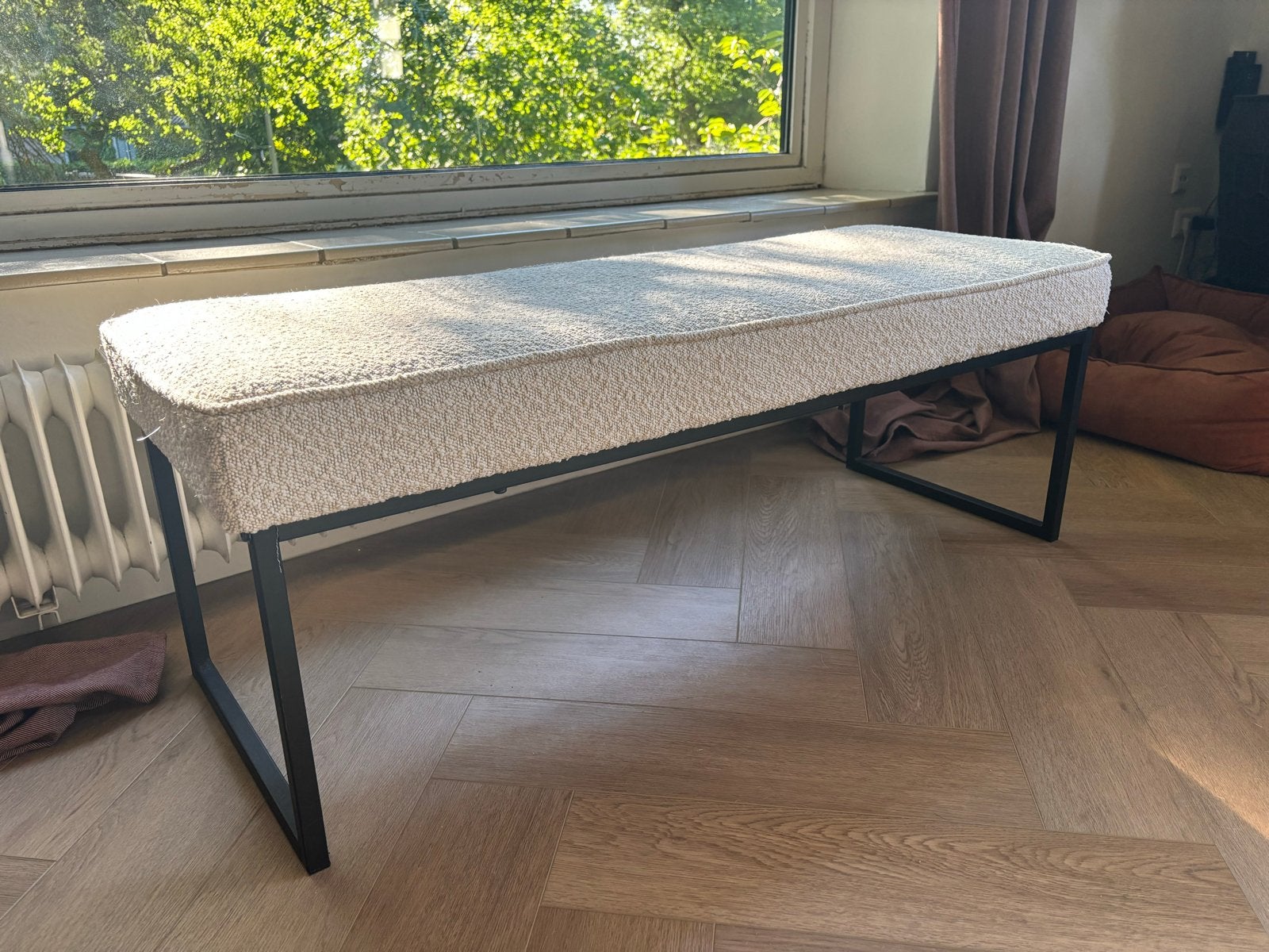 Karwei Bouclé Wit Bankje - 123x47x44cm, Ophalen, Zo goed als nieuw, Wit, Stof