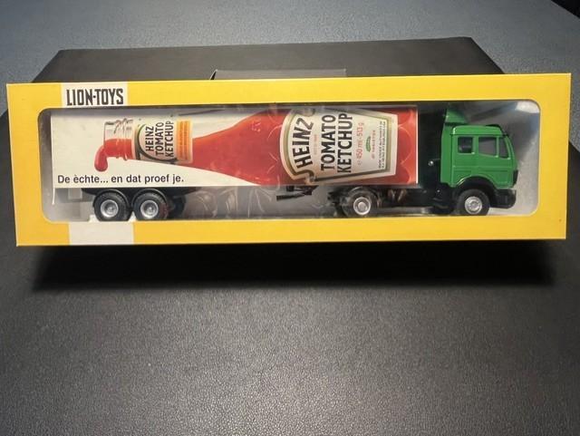 Lion Toys Mercedes vrachtwagen het merk Heinz Ketchup fles, Ophalen, Zo goed als nieuw, Bus of Vrachtwagen, Lion Toys