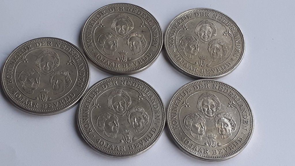 Gedenk penningen 40 jaar bevrijd 1945/1985, Postzegels en Munten, Ophalen of Verzenden, Overige materialen, Nederland