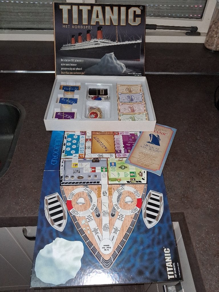 Titanic 1998 uitmuntende staat, Ophalen of Verzenden