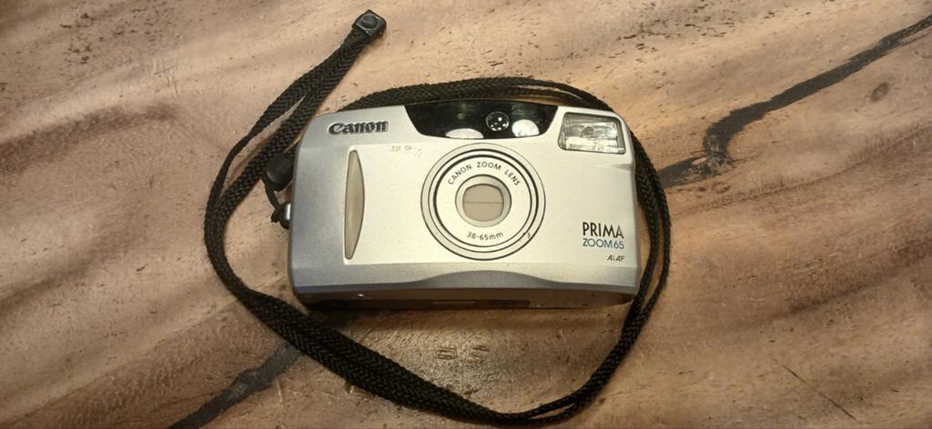 Canon Prima Zoom 65 35mm analoge camera fotocamera, Audio, Tv en Foto, Fotocamera's Analoog, Ophalen of Verzenden, Gebruikt, Canon