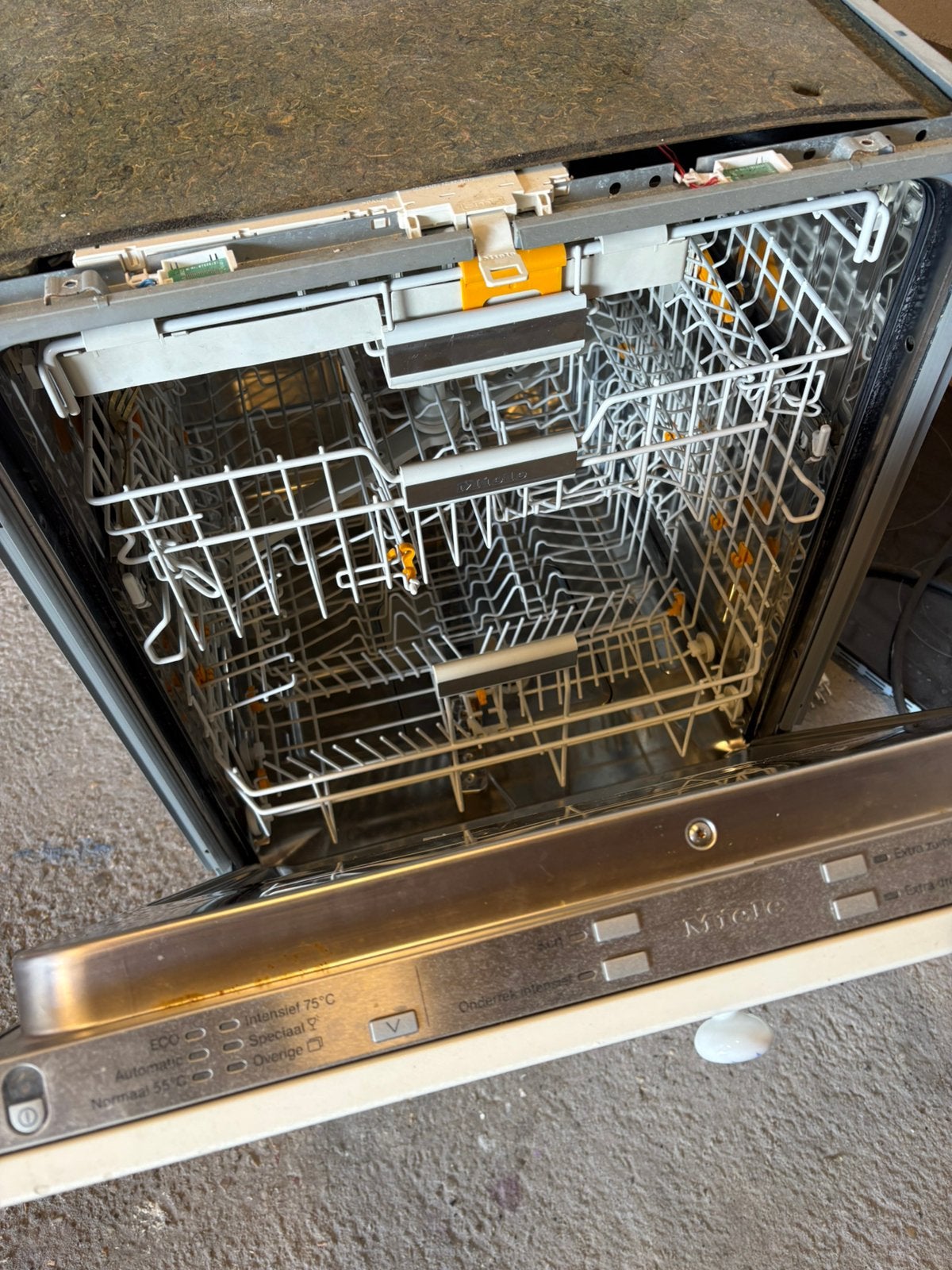 Miele vaatwasser, Ophalen, Minder dan 85 cm, Zo goed als nieuw, Inbouw