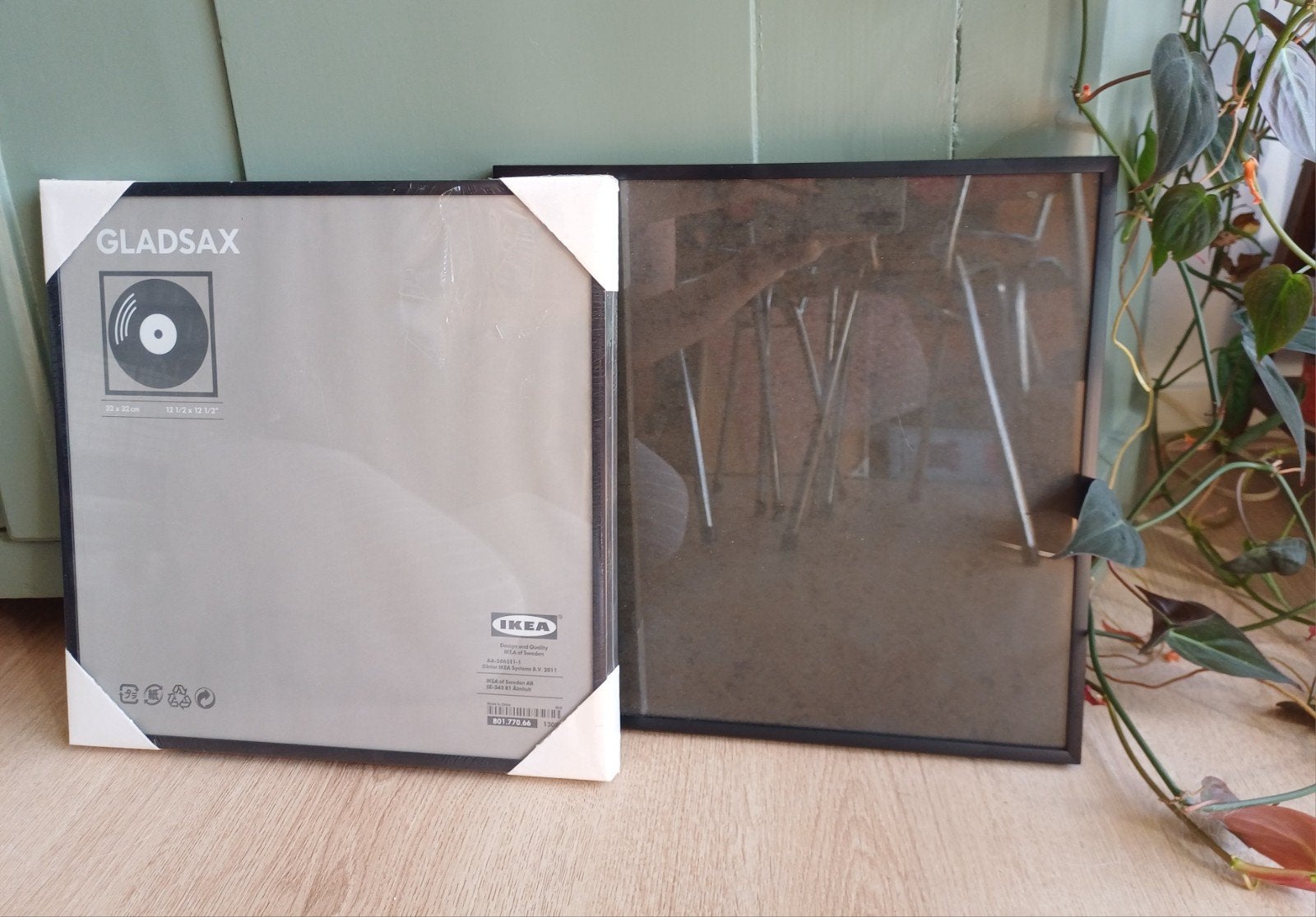 IKEA GLADSAX fotolijst voor vinylplaten, zwart, 32x32 cm, Ophalen, Hangend, Nieuw, Fotolijst