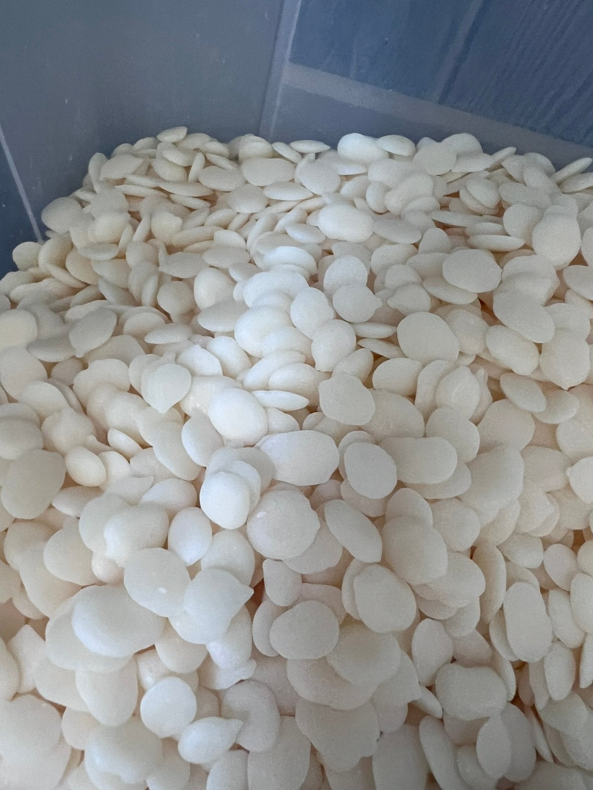Koolzaadwas voor vrijstaande kaarsen per kilo €8,-, Ophalen of Verzenden, Zo goed als nieuw, Desktop