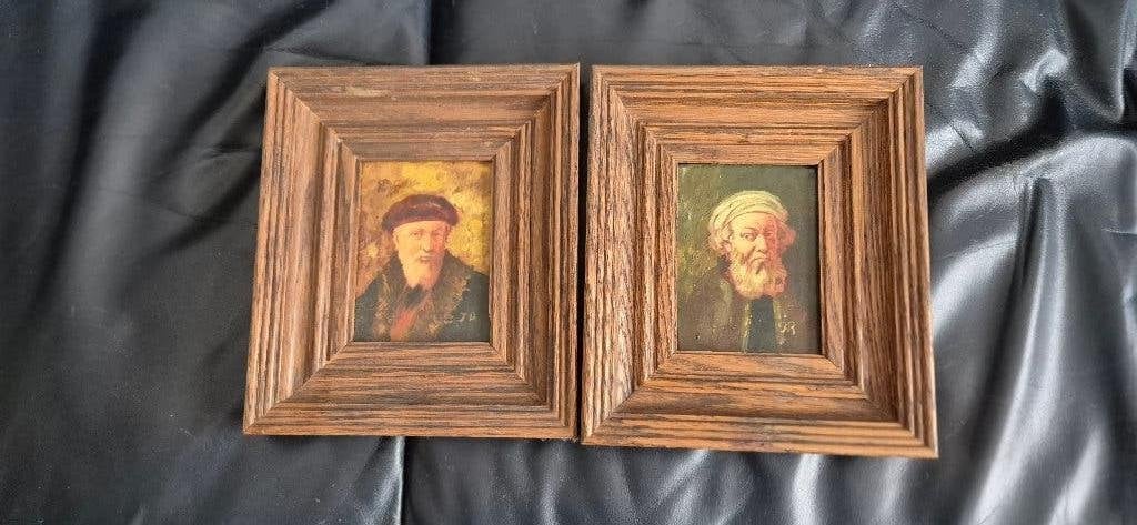 2 kleine paneeltjes in 1 koop 12x9 cm met lijst 23 x 20 cm, Paneel, Portret of Personen, Ophalen of Verzenden, Olieverf