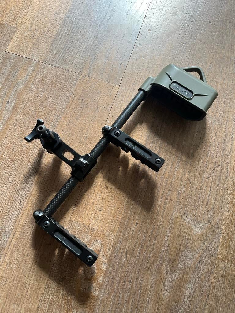 Hoyt Carbon Quiver - Nauwelijks gebruikt, 4 pijlen, Ophalen of Verzenden, Gebruikt, Compoundboog