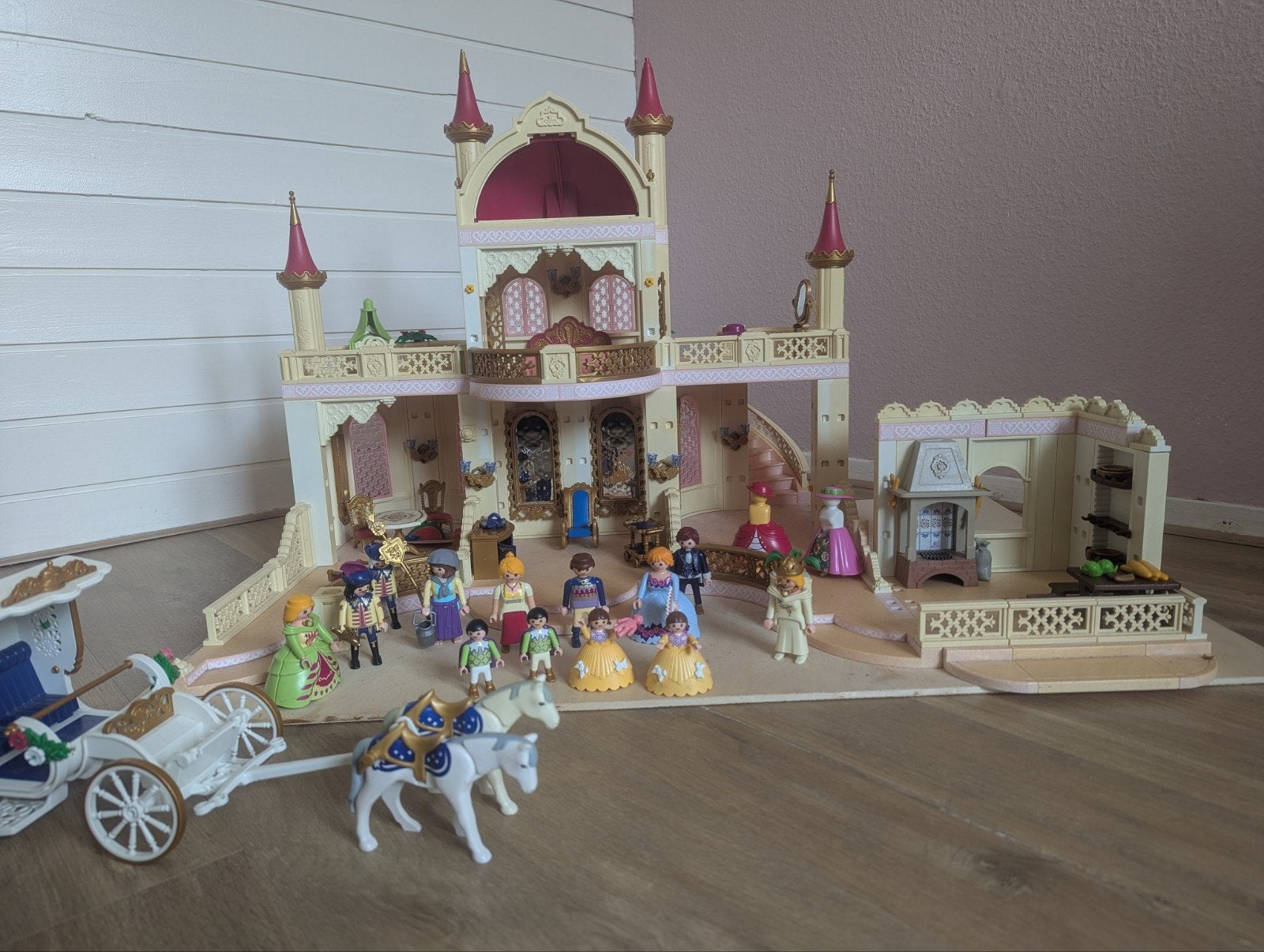 Playmobil Groot Kasteel met Koets en Veel Figuren, Ophalen of Verzenden, Gebruikt, Complete set