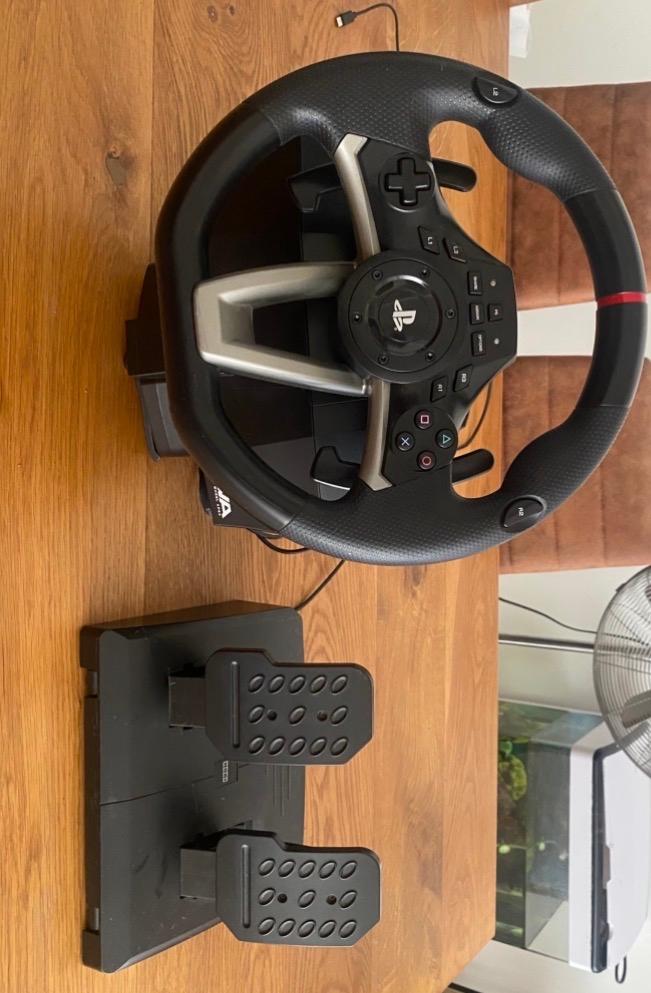 Hori Racing Wheel Apex voor PlayStation 4/5, Spelcomputers en Games, Spelcomputers | Sony PlayStation Consoles | Accessoires, Ophalen