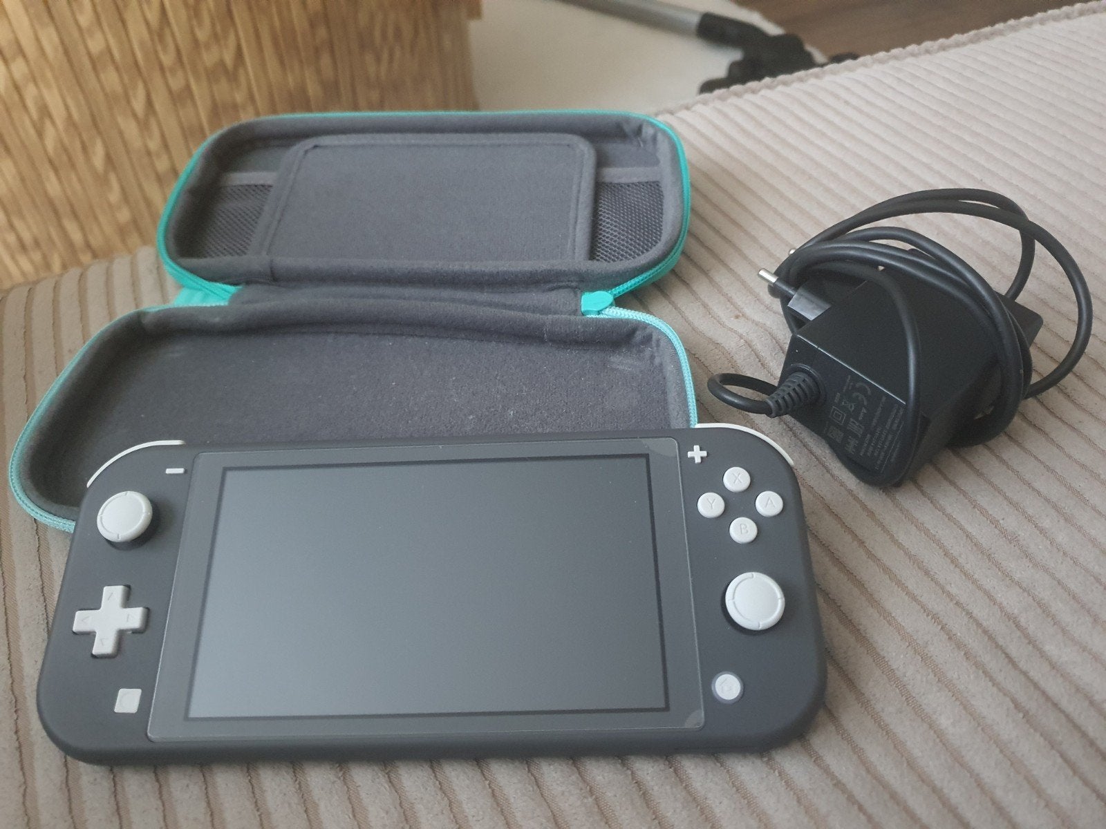 Nintendo Switch Lite grey, Ophalen, Grijs, Zo goed als nieuw