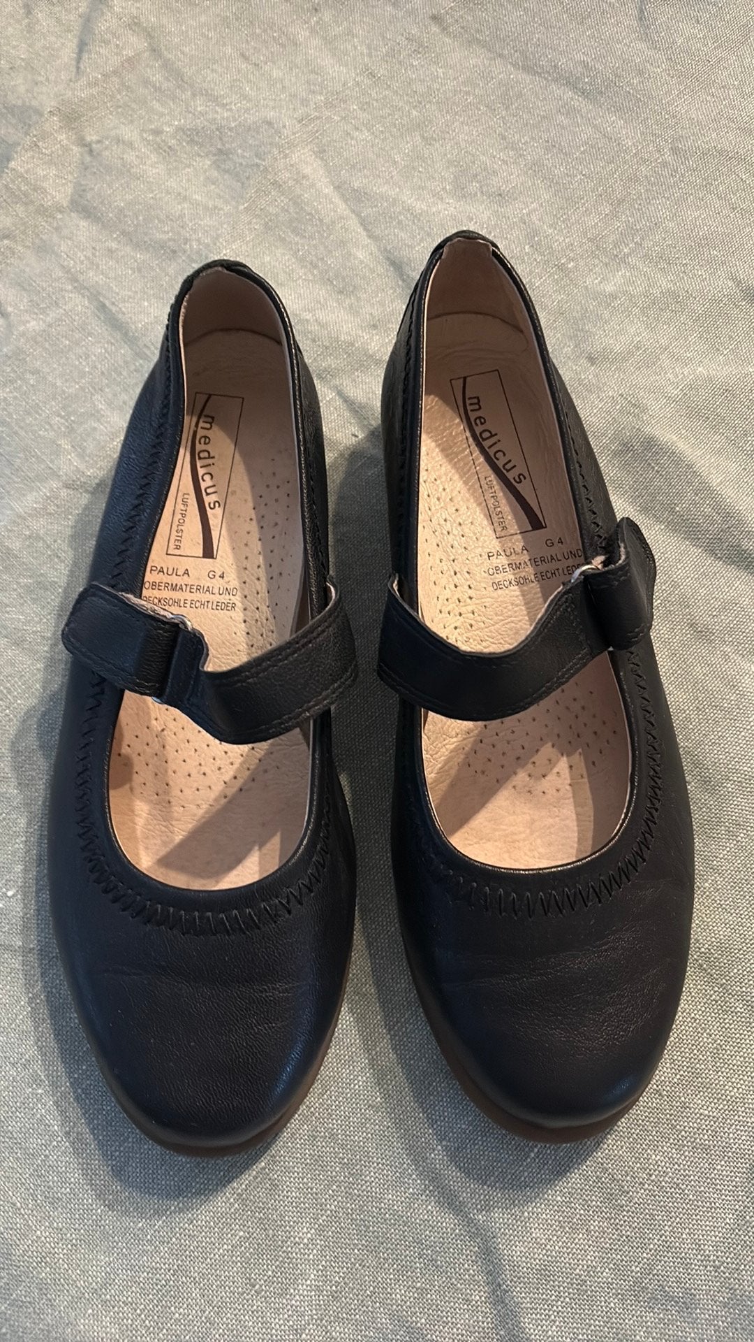 Heerlijk lopende Medicus schoenen, donkerblauw, maat 37, G4, Schoenen met lage hakken, Blauw, Ophalen of Verzenden, Zo goed als nieuw