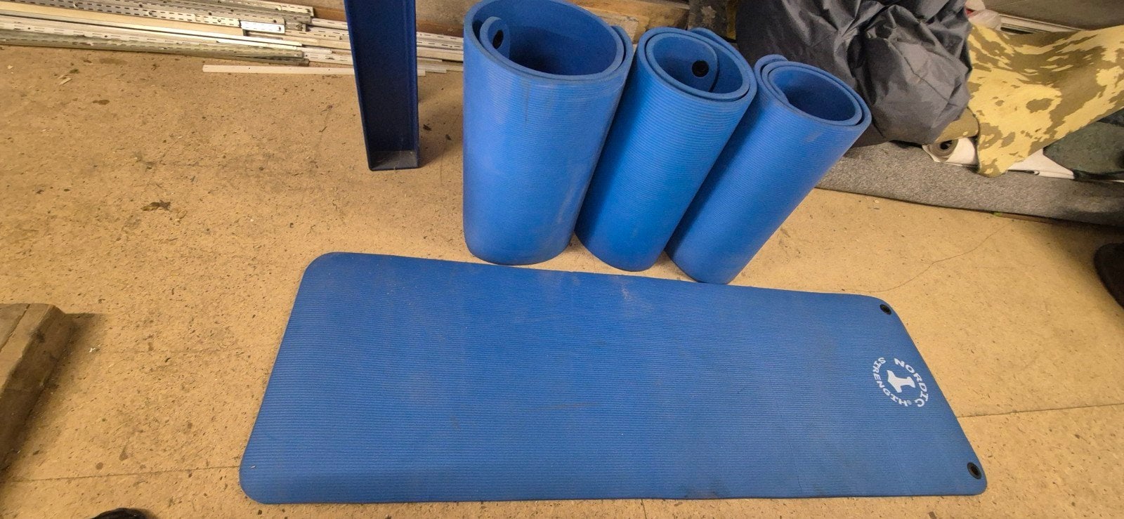 4 stuks Nordic Streght slaapmat, fitnessmat yogamat te koop, Ophalen of Verzenden, Blauw