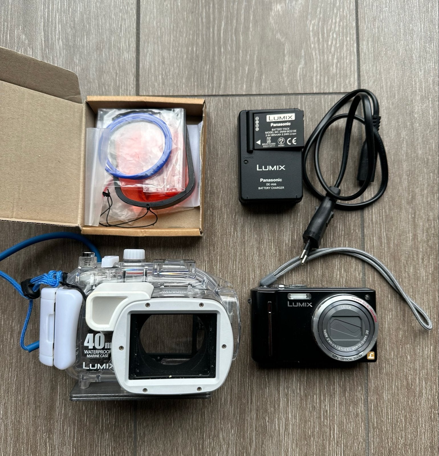Panasonic DMW-MCTZ10 onderwaterhuis en Lumix DMC-TZ8 Camara, Ophalen of Verzenden, Zo goed als nieuw
