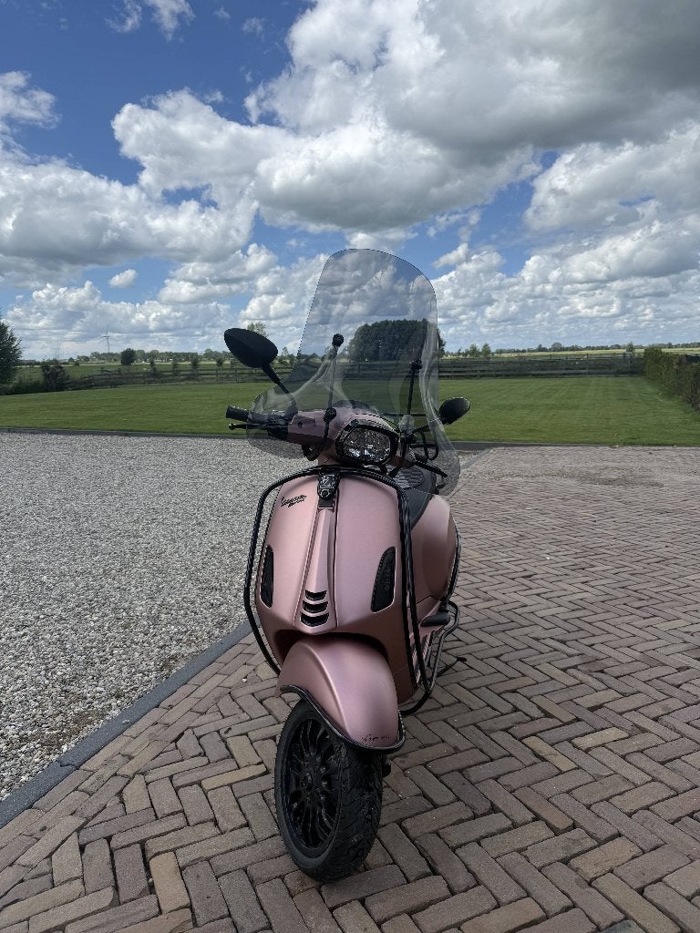 Vespa sprint 2021 - Rosé gold, Fietsen en Brommers, Scooters | Vespa, Ophalen, Gebruikt, Overige modellen, Maximaal 45 km/u