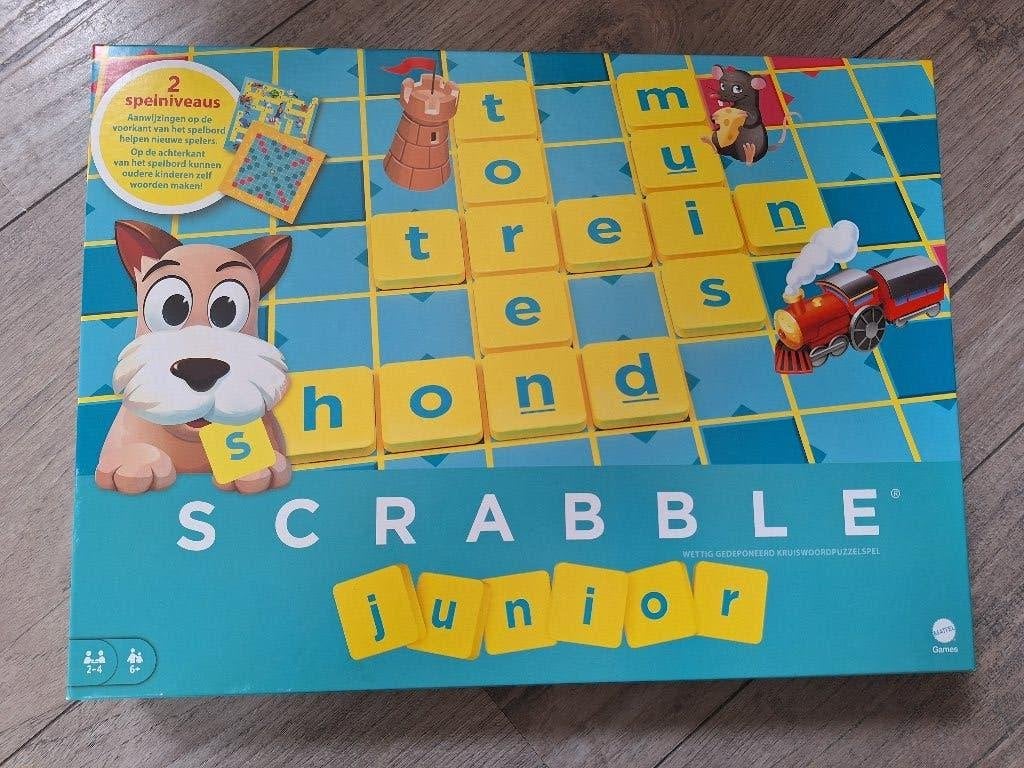 Scrabble junior, Een of twee spelers, Ophalen, Zo goed als nieuw, Mattel
