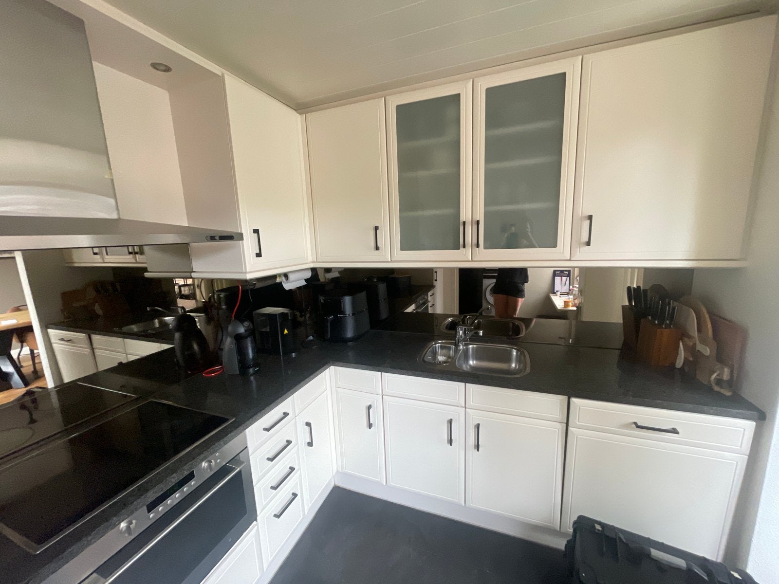 Complete keuken met inbouwapparatuur, Huis en Inrichting, Keuken | Complete keukens, Ophalen, Gebruikt, Hoekkeuken
