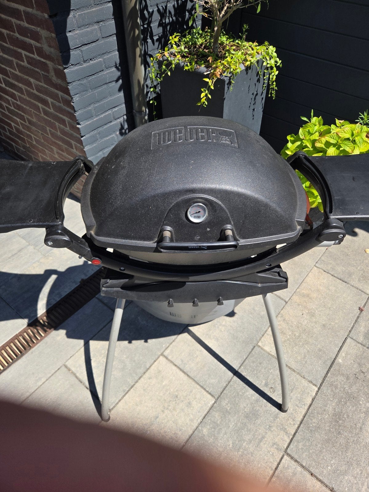 Weber Q200 gasbarbecue met gasfles - Goede staat, Tuin en Terras, Gasbarbecues, Ophalen of Verzenden